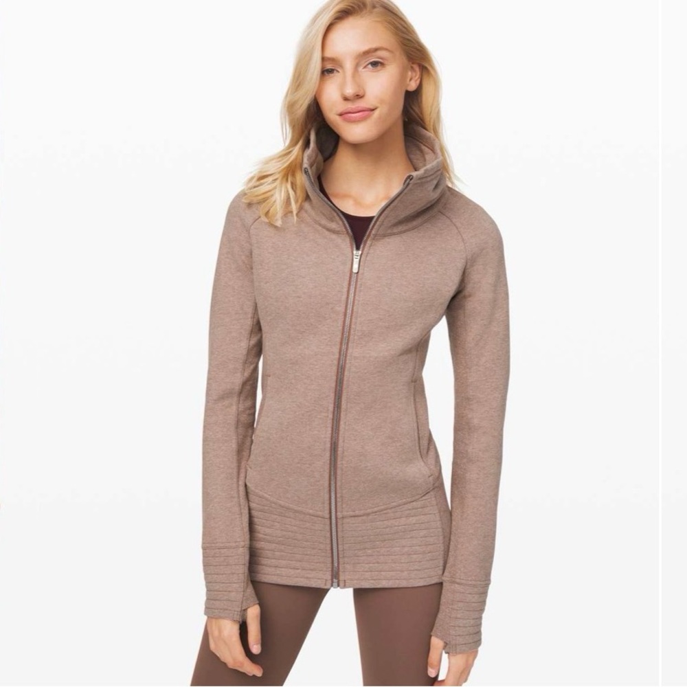 Lululemon Radiant Jacket I|
Heathered Spanish Oak Sz 8